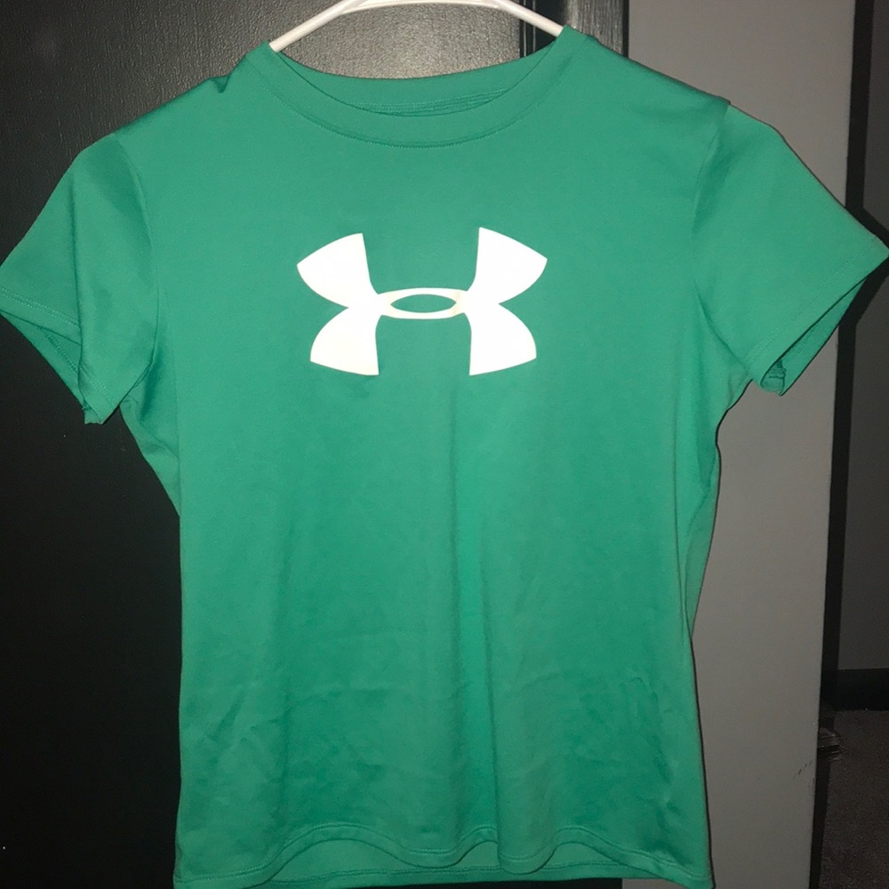 KIDS GREEN UNDER ARMOUR T SHIRT WORKOUT